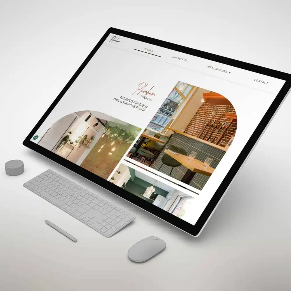 Mockup du site vitrine de Plumbum Intérieur, architecte d'intérieur à Lille, avec visuels de réalisations en forme d'arche